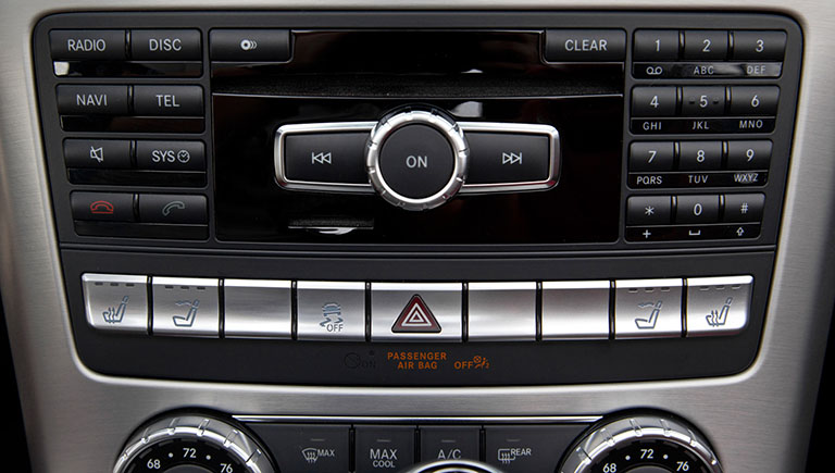 Mercedes-radio